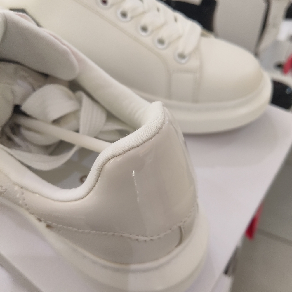 New! Aldo Juparana Flatform Sneakers - Picture 5 of 8